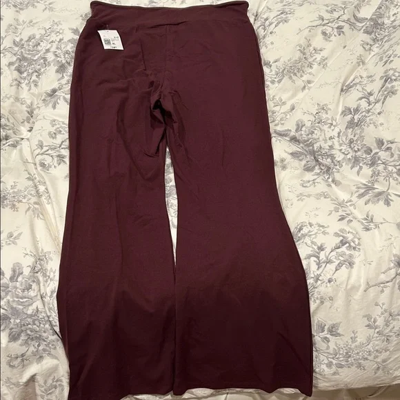 Forever 21 Burgundy Wide Leg Yoga Pants - Picture 4 of 4